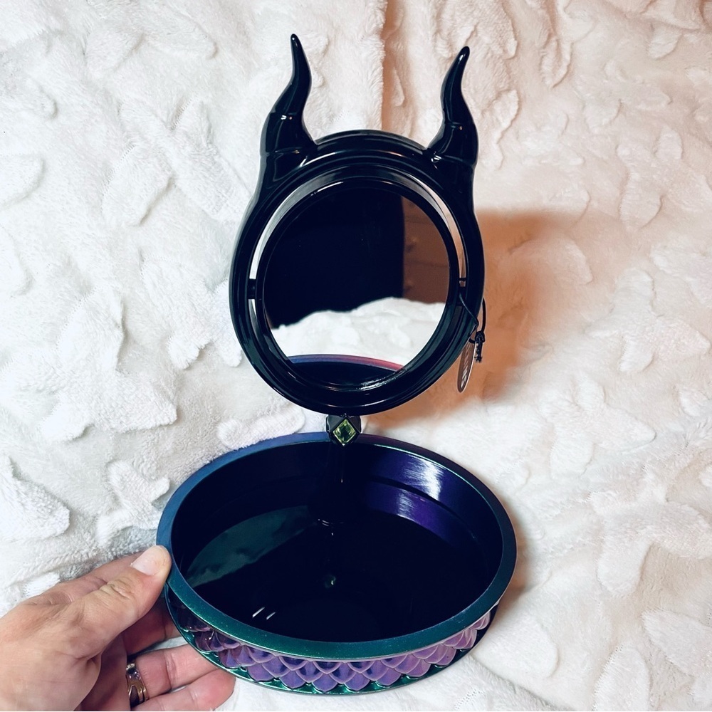 πͺπ Bath & Body Works Disney Villains Maleficent Mirror Tray - Picture 3 of 9